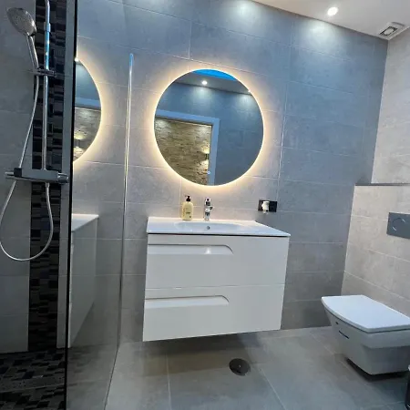 Апартаменти Luxury Orlando Адехе