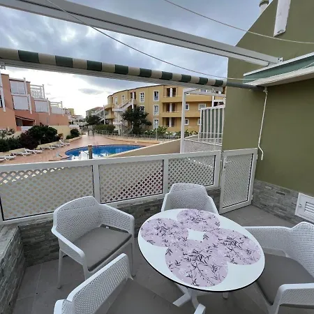 Luxury Orlando Апартаменти Адехе